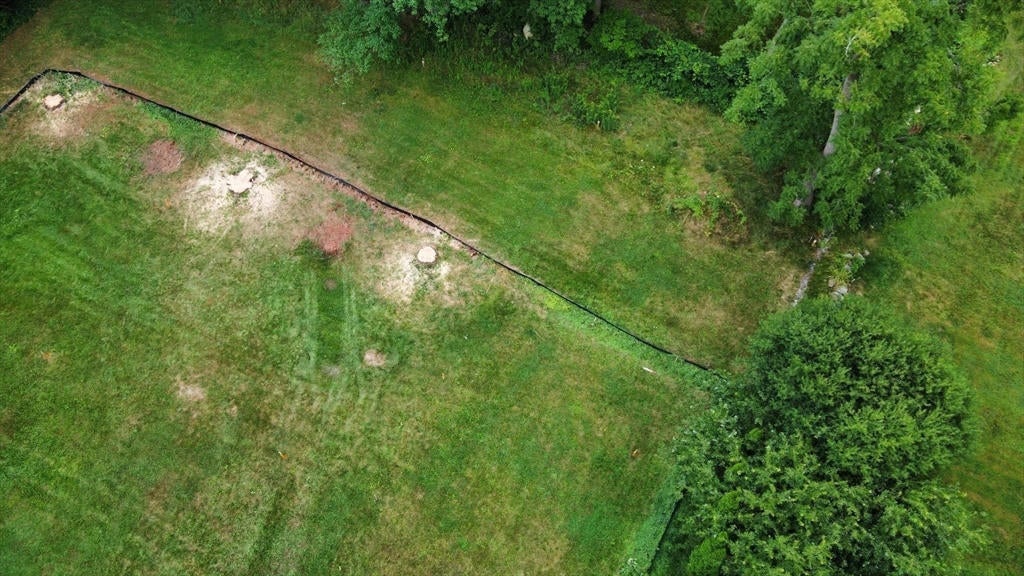 Hopkinton, Massachusetts, 01748, United States, 4 Bedrooms Bedrooms, ,3 BathroomsBathrooms,Residential,Active,1703494