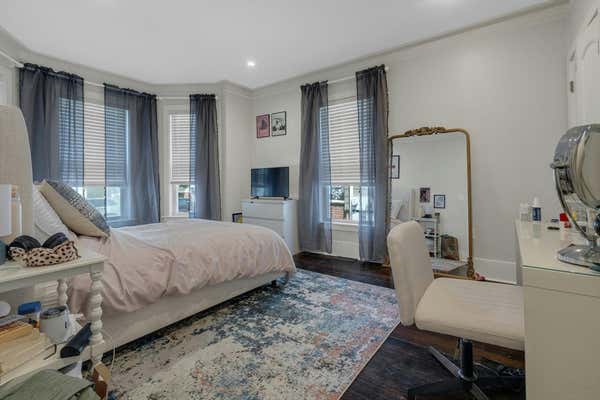 581 E 8TH ST # 1, BOSTON, MA 02127, photo 4 of 14