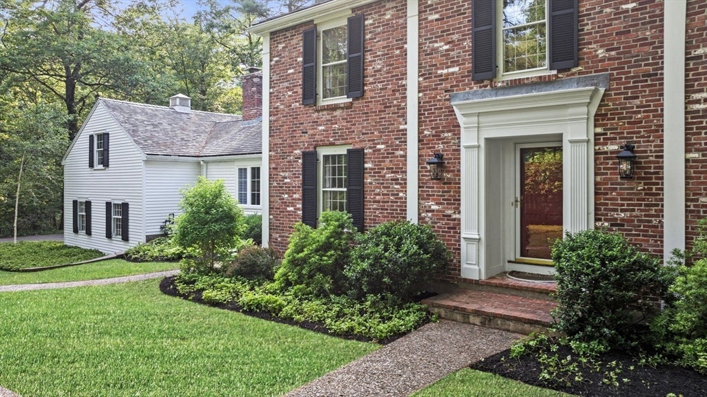 Boxford, Massachusetts, 01921, United States, 4 Bedrooms Bedrooms, ,4 BathroomsBathrooms,Residential,Active,1858684