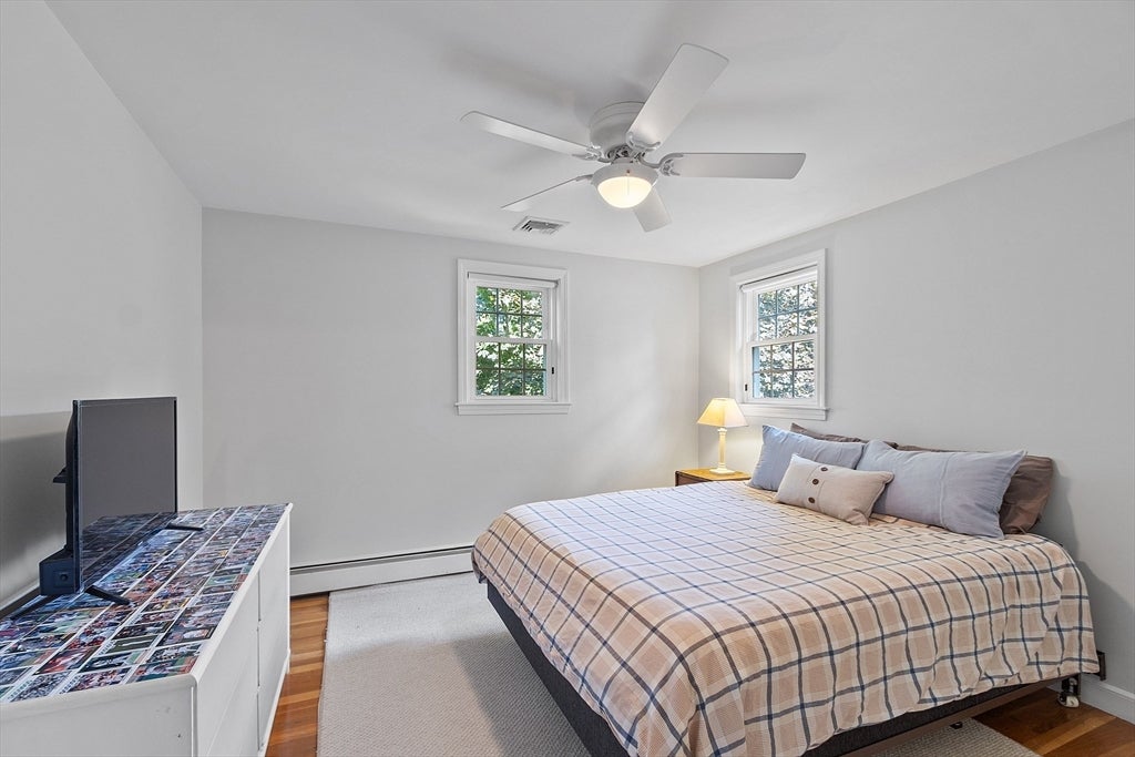 Westborough, Massachusetts, 01581, United States, 4 Bedrooms Bedrooms, ,3 BathroomsBathrooms,Residential,Active,1943801