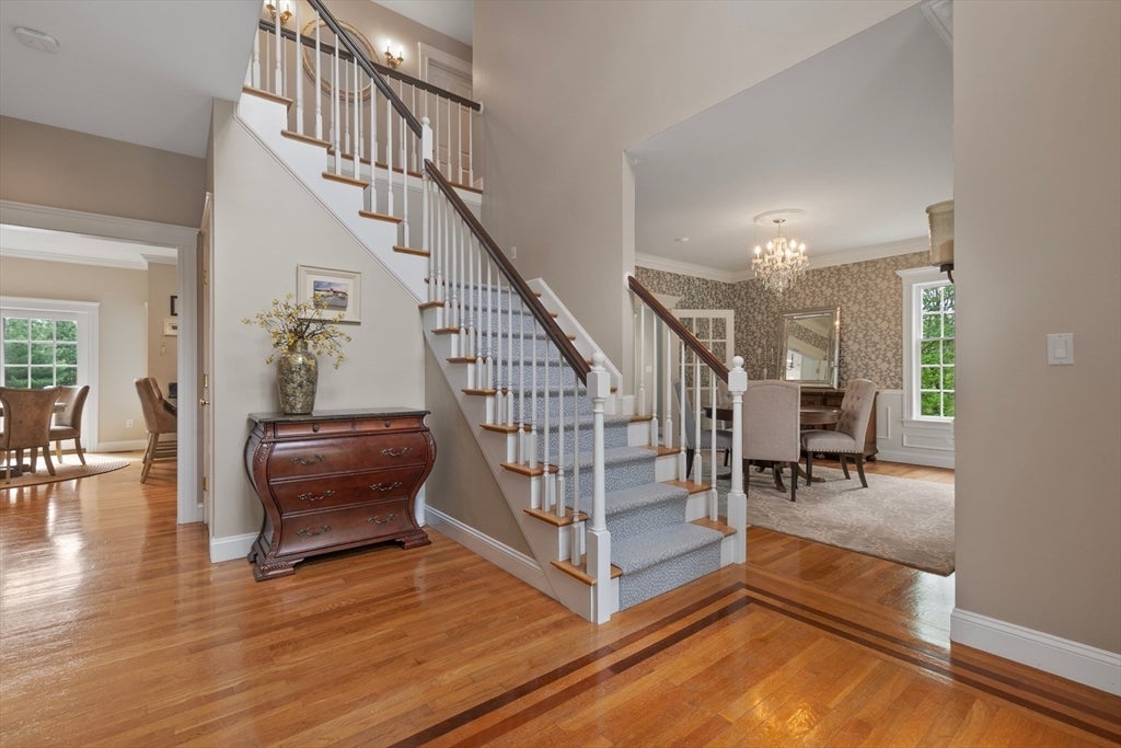 Merrimac, Massachusetts, 01860, United States, 5 Bedrooms Bedrooms, ,4 BathroomsBathrooms,Residential,Active,2044160