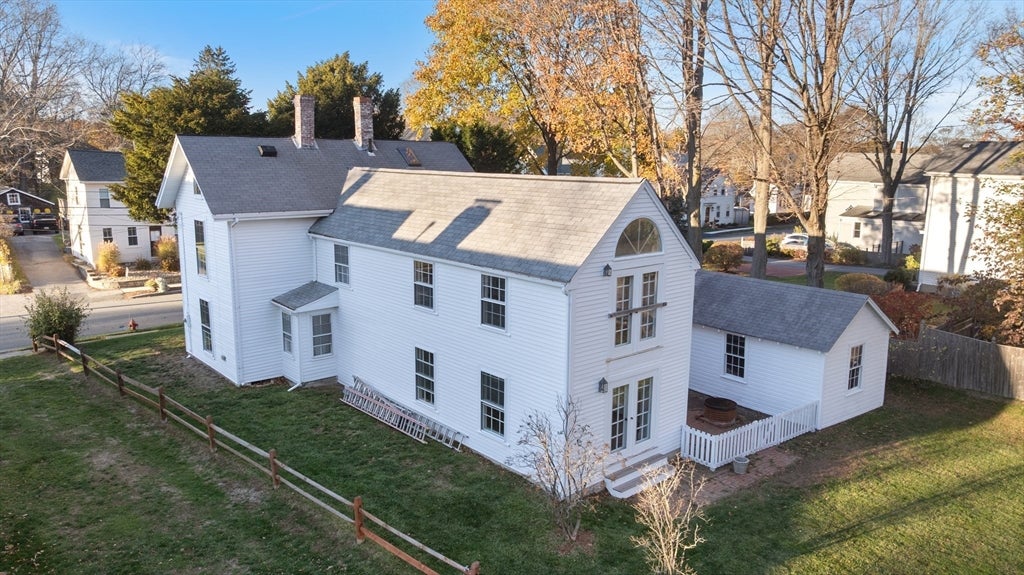 Newburyport, Massachusetts, 01950, United States, 3 Bedrooms Bedrooms, ,3 BathroomsBathrooms,Residential,Active,1986921