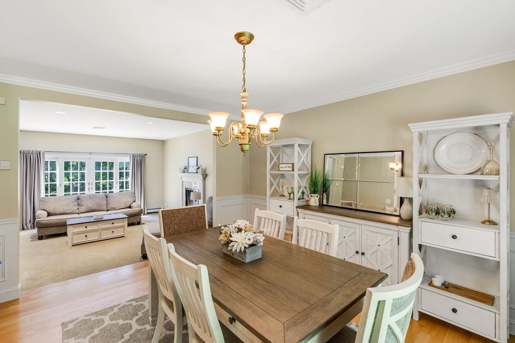 Ipswich, Massachusetts, 01938, United States, 4 Bedrooms Bedrooms, ,3 BathroomsBathrooms,Residential,Active,1922346