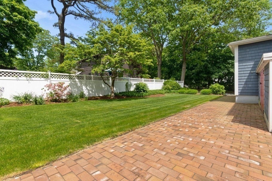 Gloucester, Massachusetts, 01930, United States, 3 Bedrooms Bedrooms, ,3 BathroomsBathrooms,Residential,Active,1849486
