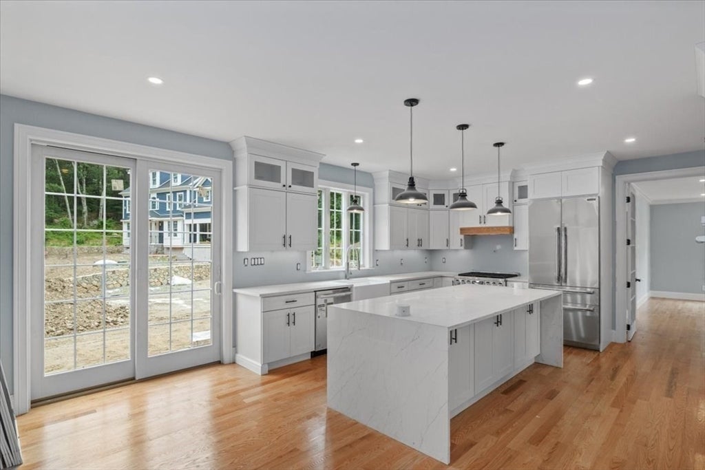 Dedham, Massachusetts, 02026, United States, 5 Bedrooms Bedrooms, ,5 BathroomsBathrooms,Residential,Active,2006826