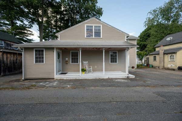 31 PINE GROVE AVE, LEOMINSTER, MA 01453, photo 2 of 40