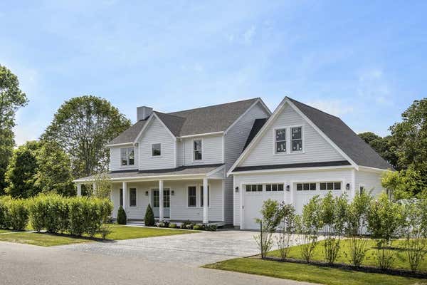 30 FRANKLIN AVE, OAK BLUFFS, MA 02557 - Image 1