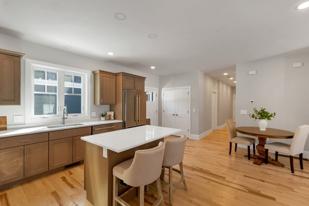 Amherst, New Hampshire, 03031, United States, 6 Bedrooms Bedrooms, ,5 BathroomsBathrooms,Residential,Active,2045750