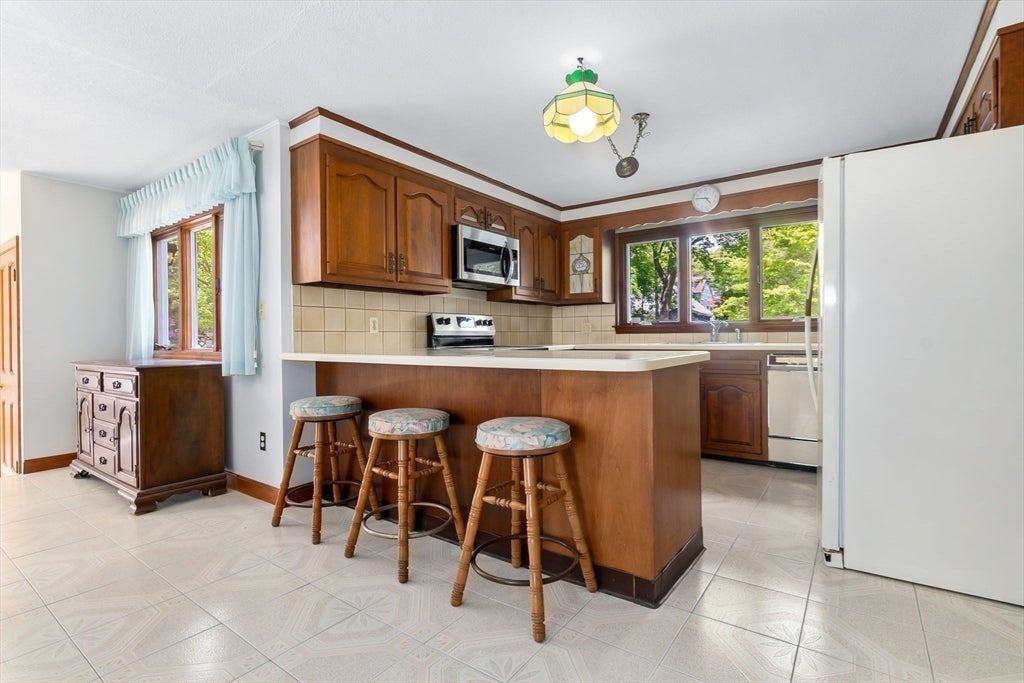 Gloucester, Massachusetts, 01930, United States, 3 Bedrooms Bedrooms, ,3 BathroomsBathrooms,Residential,Active,1849486