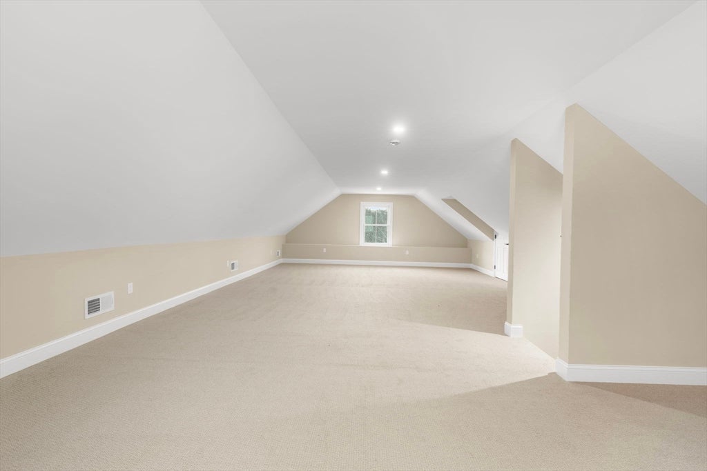 Andover, Massachusetts, 01810, United States, 4 Bedrooms Bedrooms, ,5 BathroomsBathrooms,Residential,Active,2002339