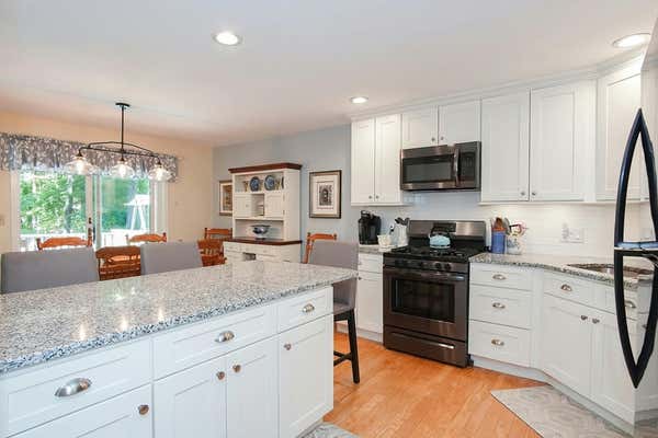 39 POPPASQUASH RD # 39, NORTH ATTLEBORO, MA 02760, photo 4 of 29