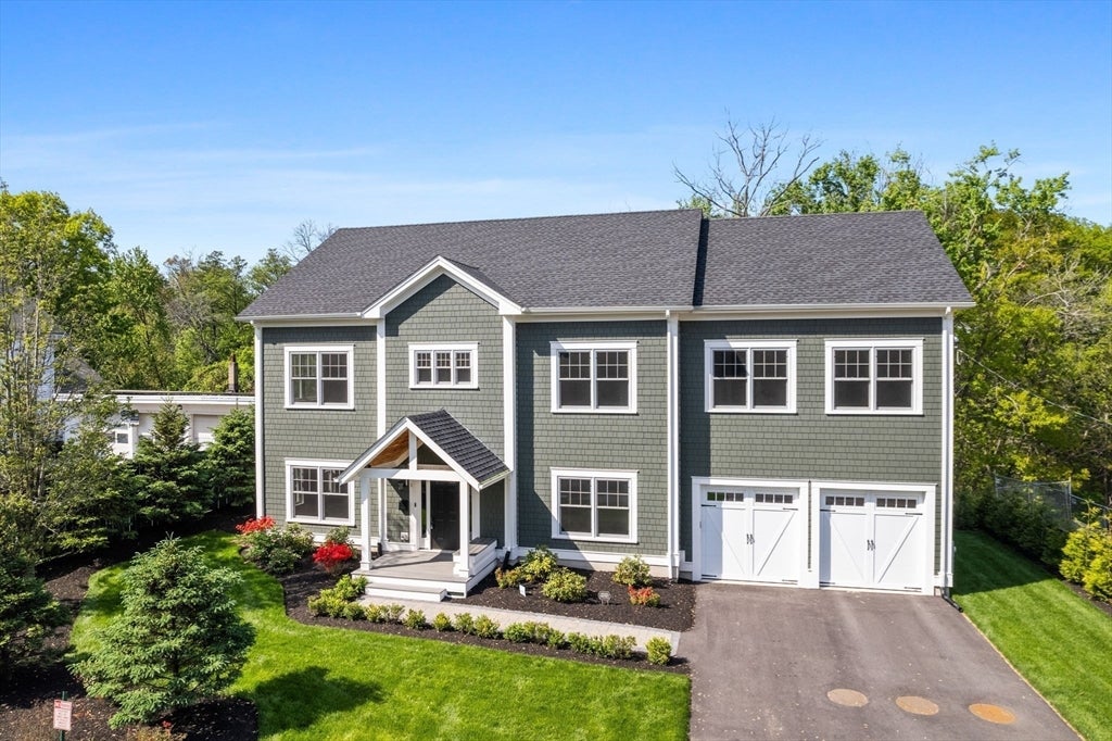 Newton, Massachusetts, 02460, United States, 5 Bedrooms Bedrooms, ,4 BathroomsBathrooms,Residential,Active,1934756