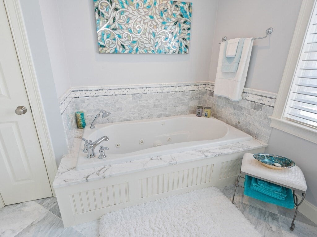 Shrewsbury, Massachusetts, 01545, United States, 5 Bedrooms Bedrooms, ,5 BathroomsBathrooms,Residential,Active,1995271