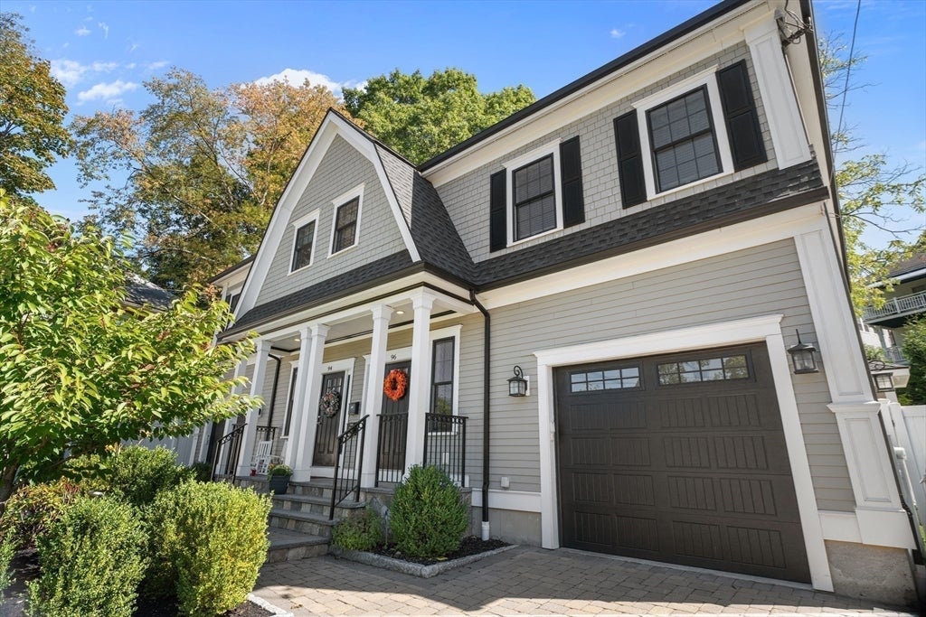 Newton, Massachusetts, 02458, United States, 4 Bedrooms Bedrooms, ,4 BathroomsBathrooms,Residential,Active,1934831