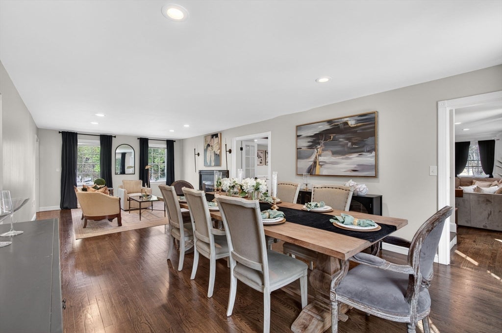 North Andover, Massachusetts, 01845, United States, 4 Bedrooms Bedrooms, ,3 BathroomsBathrooms,Residential,Active,2045698