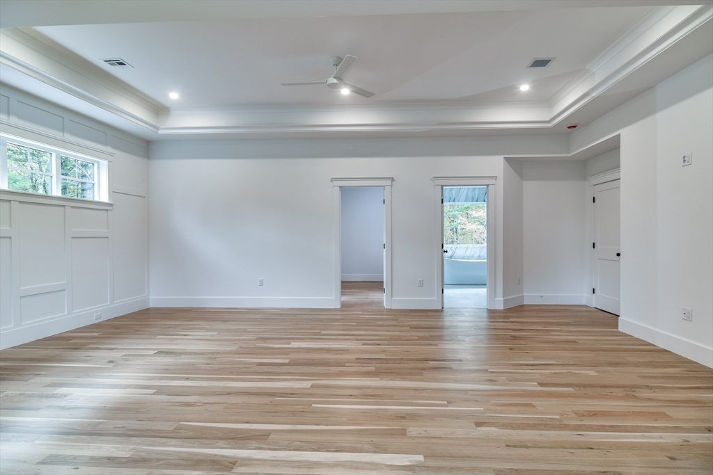 Hopkinton, Massachusetts, 01748, United States, 5 Bedrooms Bedrooms, ,6 BathroomsBathrooms,Residential,Active,1990661