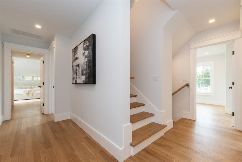 Newton, Massachusetts, 02466, United States, 4 Bedrooms Bedrooms, ,6 BathroomsBathrooms,Residential,Active,1934774