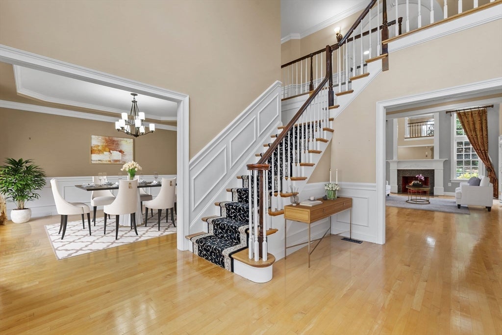 Shrewsbury, Massachusetts, 01545, United States, 6 Bedrooms Bedrooms, ,5 BathroomsBathrooms,Residential,Active,1904160