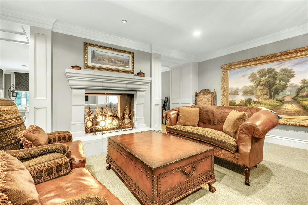 Hopkinton, Massachusetts, 01748, United States, 5 Bedrooms Bedrooms, ,8 BathroomsBathrooms,Residential,Active,1953005