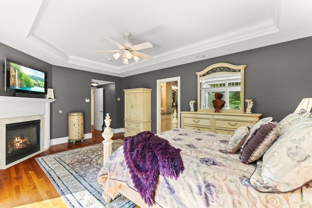 Lakeville, Massachusetts, 02347, United States, 5 Bedrooms Bedrooms, ,5 BathroomsBathrooms,Residential,Active,1867904