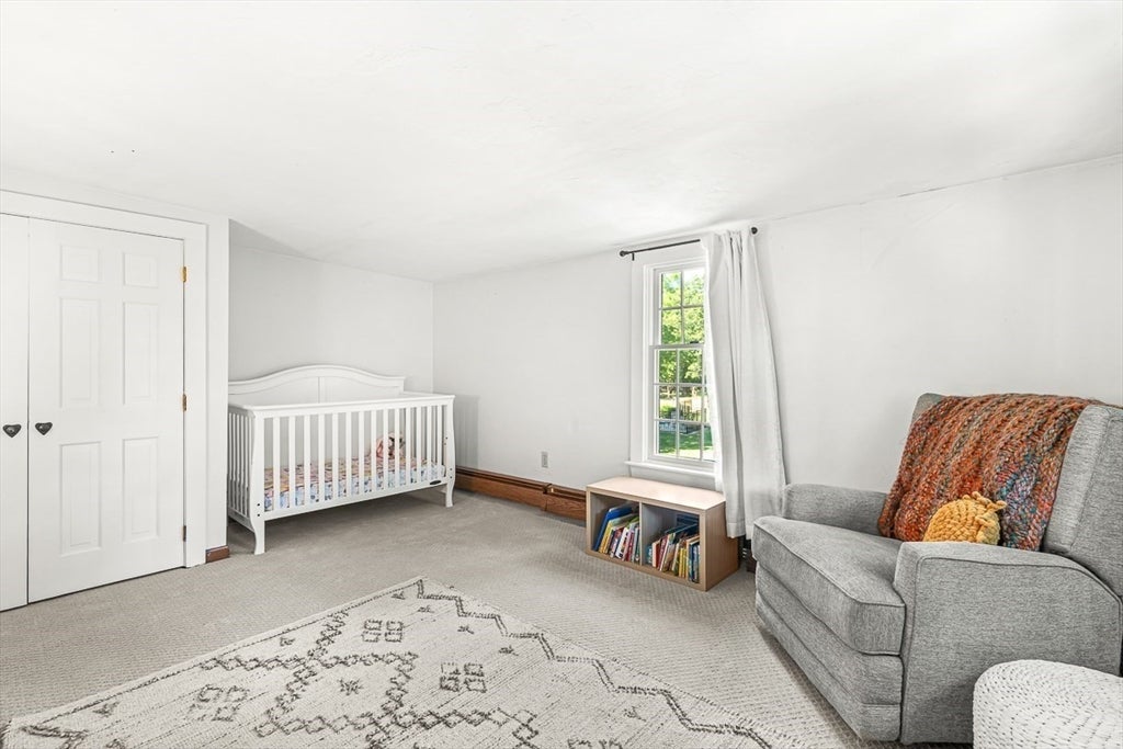 Beverly, Massachusetts, 01915, United States, 3 Bedrooms Bedrooms, ,2 BathroomsBathrooms,Residential,Active,1936404