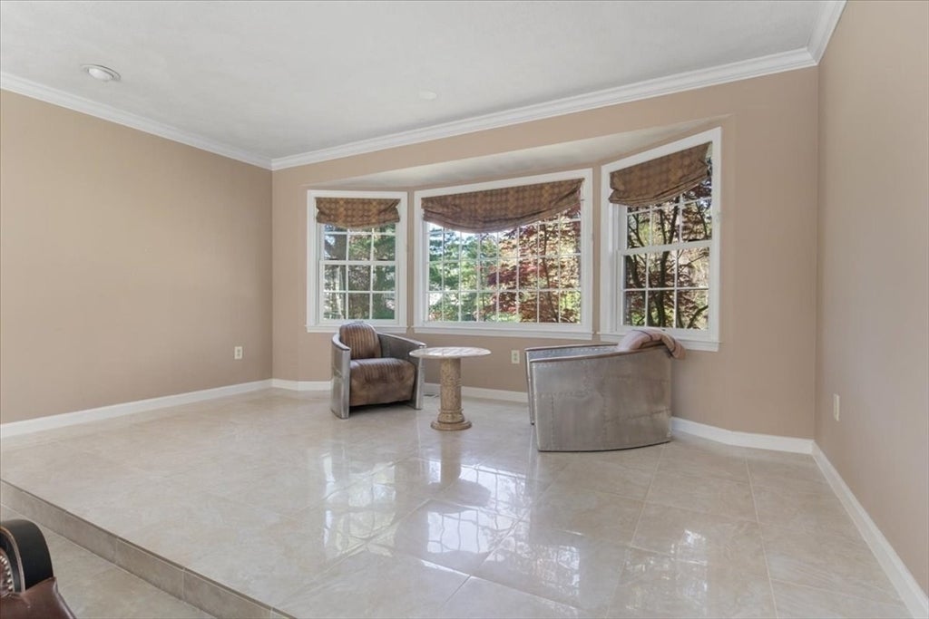 Medfield, Massachusetts, 02052, United States, 5 Bedrooms Bedrooms, ,4 BathroomsBathrooms,Residential,Active,1790178