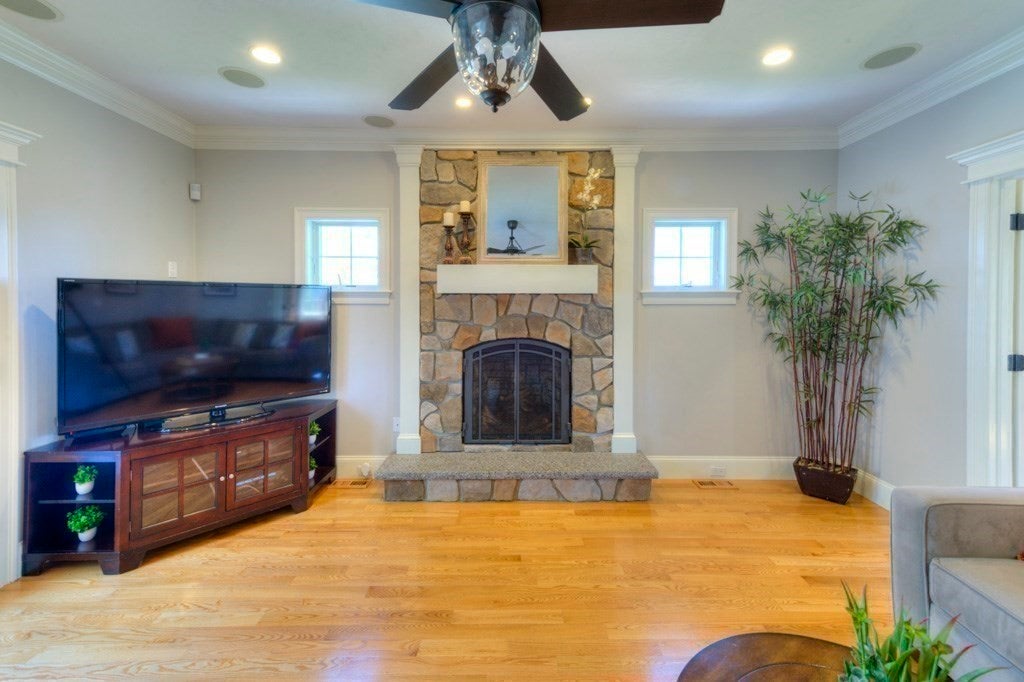 Shrewsbury, Massachusetts, 01545, United States, 5 Bedrooms Bedrooms, ,5 BathroomsBathrooms,Residential,Active,1964258