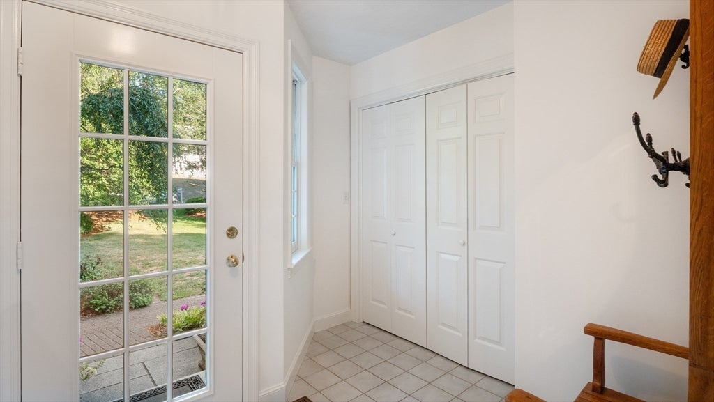 West Newbury, Massachusetts, 01985, United States, 4 Bedrooms Bedrooms, ,5 BathroomsBathrooms,Residential,Active,1936453