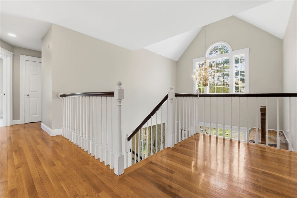 Merrimac, Massachusetts, 01860, United States, 5 Bedrooms Bedrooms, ,4 BathroomsBathrooms,Residential,Active,2044160