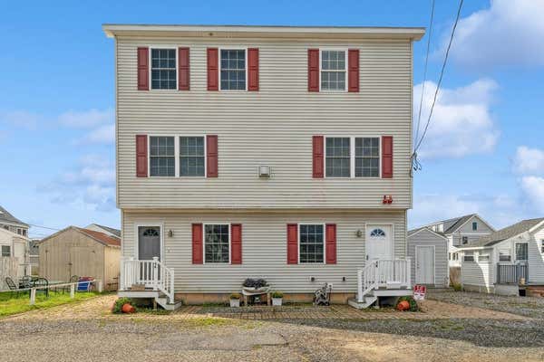 4 CHASE ST, HAMPTON, NH 03842 - Image 1