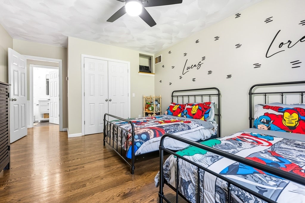 Smithfield, Rhode Island, 02917, United States, 3 Bedrooms Bedrooms, ,2 BathroomsBathrooms,Residential,Active,1963267