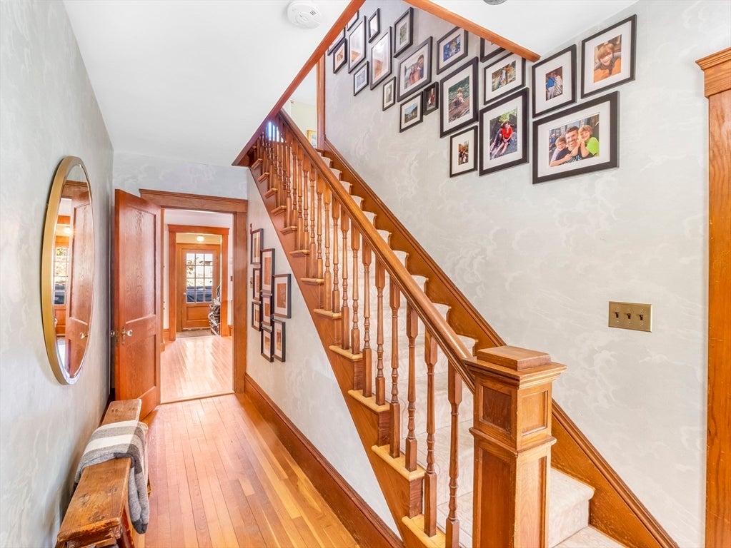 Newburyport, Massachusetts, 01950, United States, 5 Bedrooms Bedrooms, ,2 BathroomsBathrooms,Residential,Active,1986902