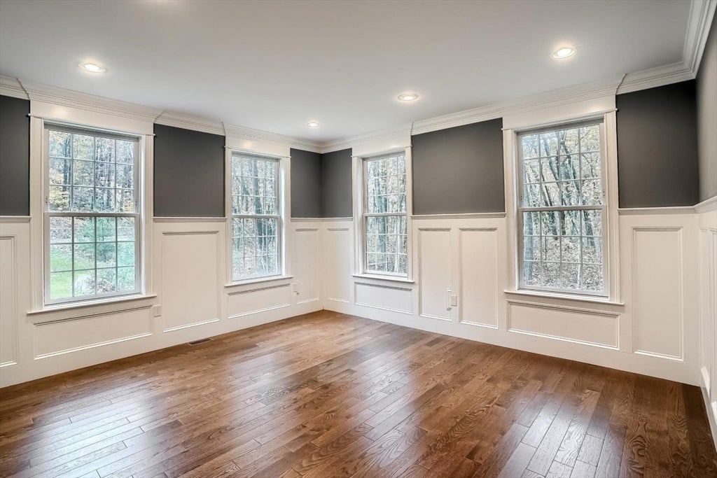 Hopkinton, Massachusetts, 01748, United States, 4 Bedrooms Bedrooms, ,6 BathroomsBathrooms,Residential,Active,2012457