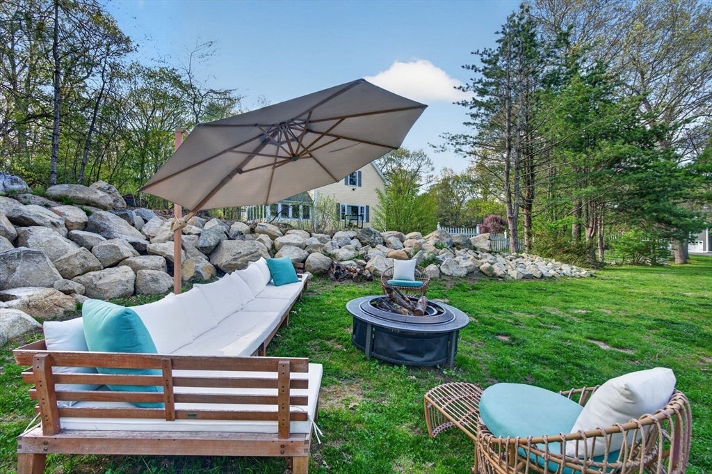 North Andover, Massachusetts, 01845, United States, 4 Bedrooms Bedrooms, ,3 BathroomsBathrooms,Residential,Active,2045698