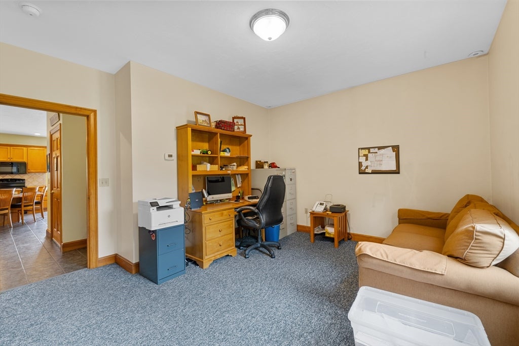 Middleboro, Massachusetts, 02346, United States, 4 Bedrooms Bedrooms, ,5 BathroomsBathrooms,Residential,Active,1858668