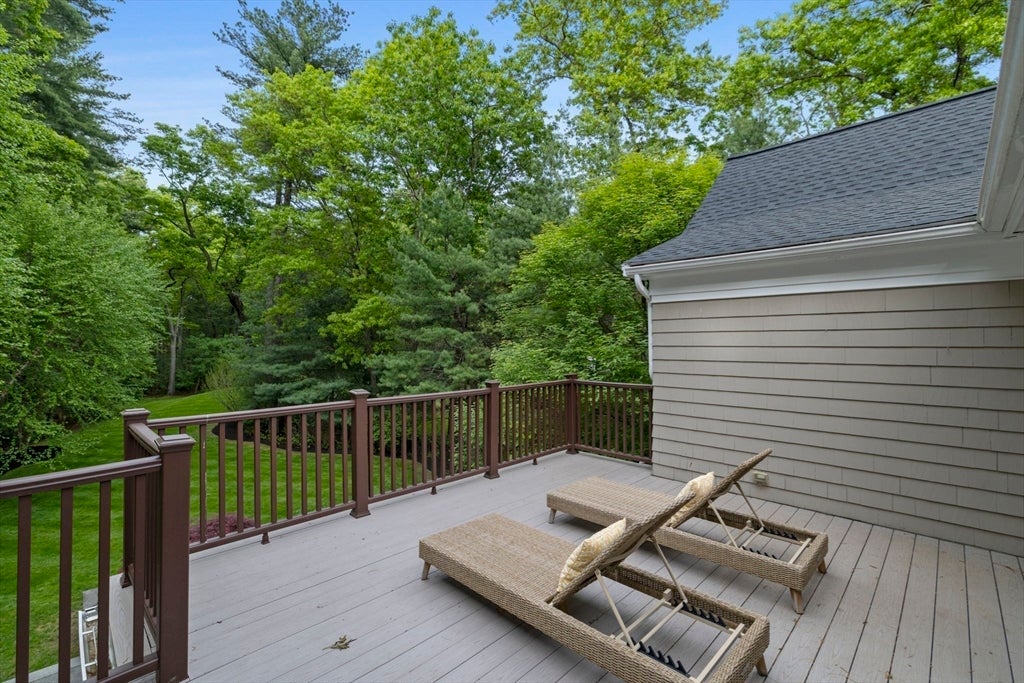 Concord, Massachusetts, 01742, United States, 6 Bedrooms Bedrooms, ,7 BathroomsBathrooms,Residential,Active,2044996
