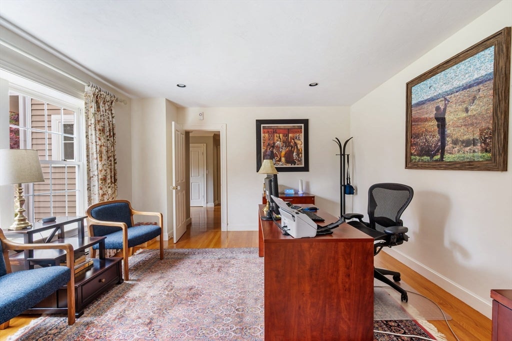 Norwell, Massachusetts, 02061, United States, 4 Bedrooms Bedrooms, ,4 BathroomsBathrooms,Residential,Active,1986892