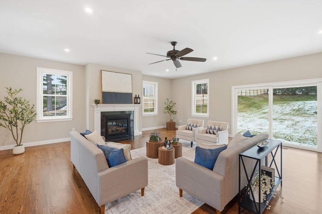 Andover, Massachusetts, 01810, United States, 4 Bedrooms Bedrooms, ,5 BathroomsBathrooms,Residential,Active,2002339