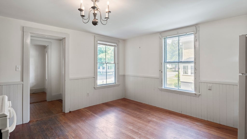 Newbury, Massachusetts, 01951, United States, 5 Bedrooms Bedrooms, ,3 BathroomsBathrooms,Residential,Active,1945051