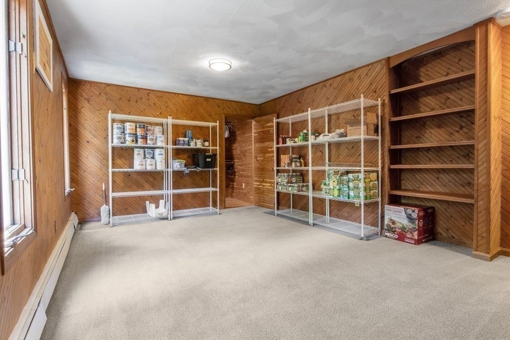 Foxboro, Massachusetts, 02035, United States, 5 Bedrooms Bedrooms, ,4 BathroomsBathrooms,Residential,Active,1904724