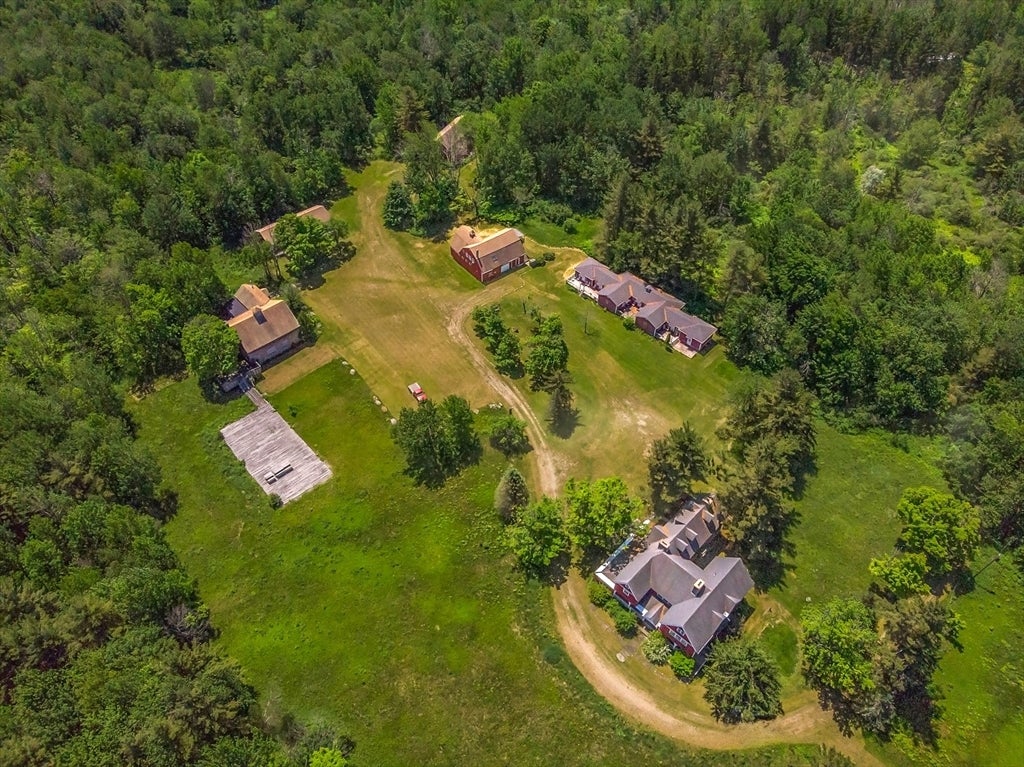 Washington, Massachusetts, 01223, United States, 22 Bedrooms Bedrooms, ,21 BathroomsBathrooms,Residential,Active,1952629