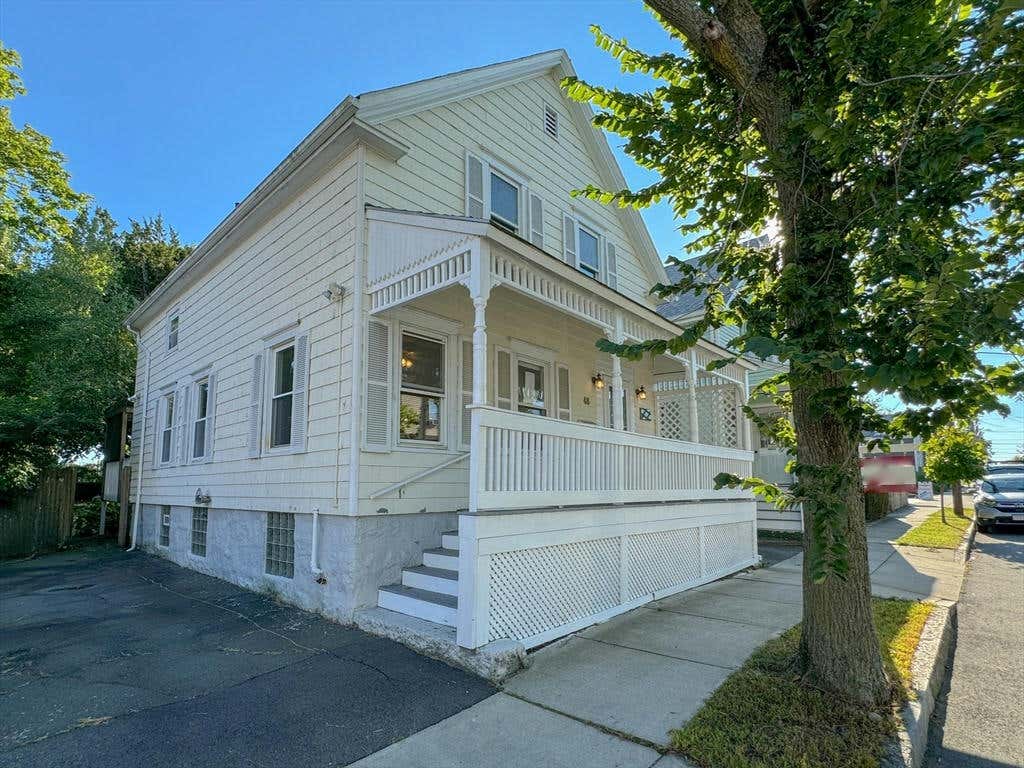 48 GRAPE ST, NEW BEDFORD, MA 02740, photo 1 of 27