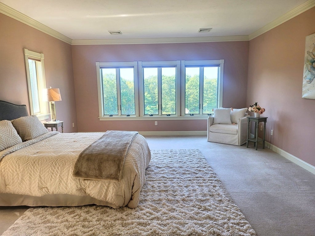 Pittsfield, New Hampshire, 03263, United States, 4 Bedrooms Bedrooms, ,5 BathroomsBathrooms,Residential,Active,1860238