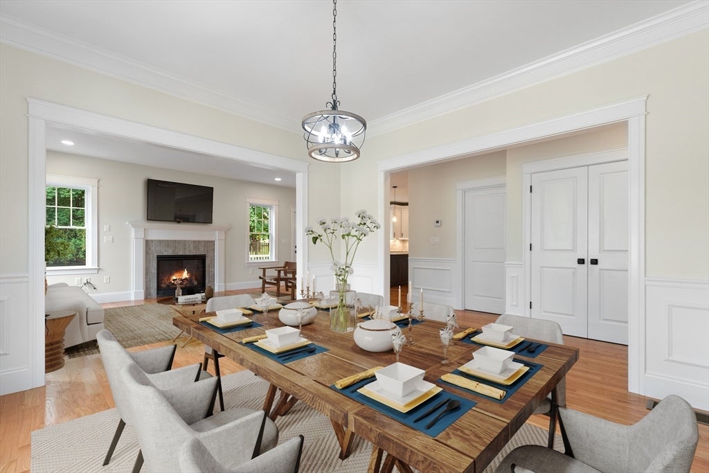 Medford, Massachusetts, 02155, United States, 5 Bedrooms Bedrooms, ,4 BathroomsBathrooms,Residential,Active,1992266