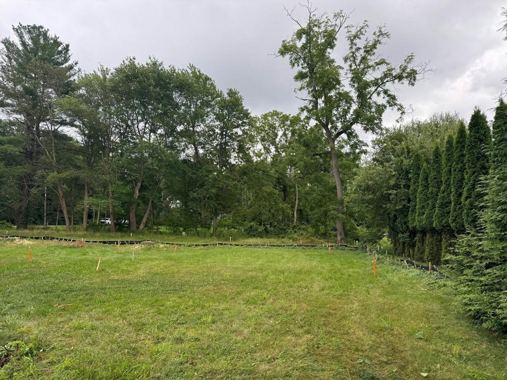 Hopkinton, Massachusetts, 01748, United States, 4 Bedrooms Bedrooms, ,3 BathroomsBathrooms,Residential,Active,1703494