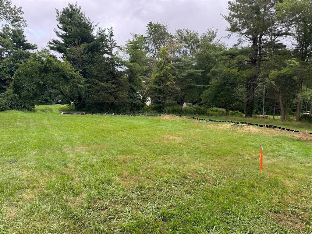 Hopkinton, Massachusetts, 01748, United States, 4 Bedrooms Bedrooms, ,3 BathroomsBathrooms,Residential,Active,1703494