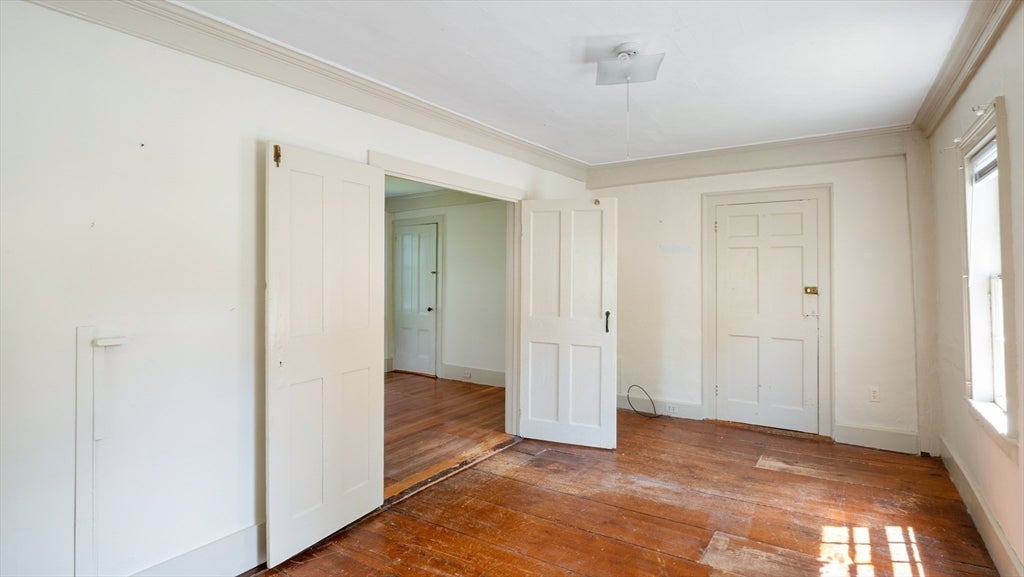 Newbury, Massachusetts, 01951, United States, 5 Bedrooms Bedrooms, ,3 BathroomsBathrooms,Residential,Active,1945051