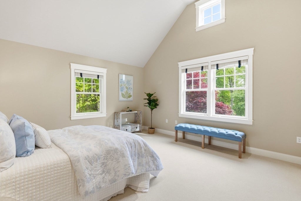 Concord, Massachusetts, 01742, United States, 6 Bedrooms Bedrooms, ,7 BathroomsBathrooms,Residential,Active,2044996