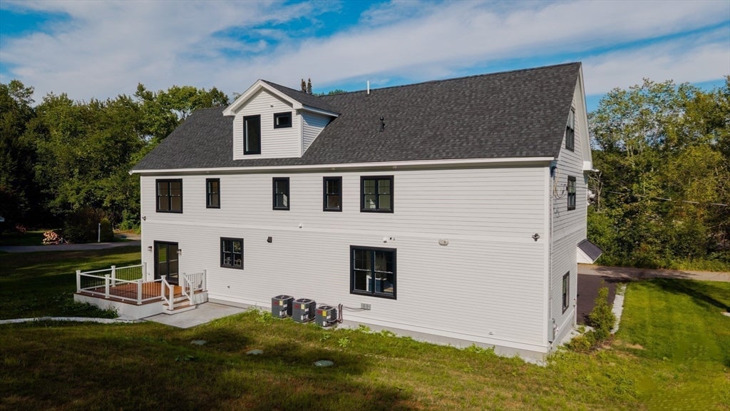 Southborough, Massachusetts, 01772, United States, 4 Bedrooms Bedrooms, ,5 BathroomsBathrooms,Residential,Active,2007207