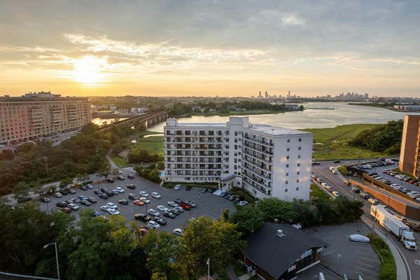 133 COMMANDER SHEA BLVD APT 310, QUINCY, MA 02171 - Image 1